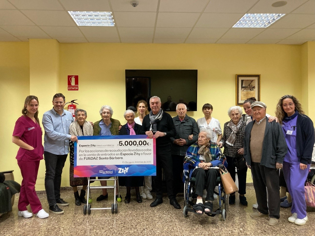 Espacio Zity entrega 5.000 euros a la residencia de mayores FUNDAZ Santa BÃ¡rbara de Valdespartera
